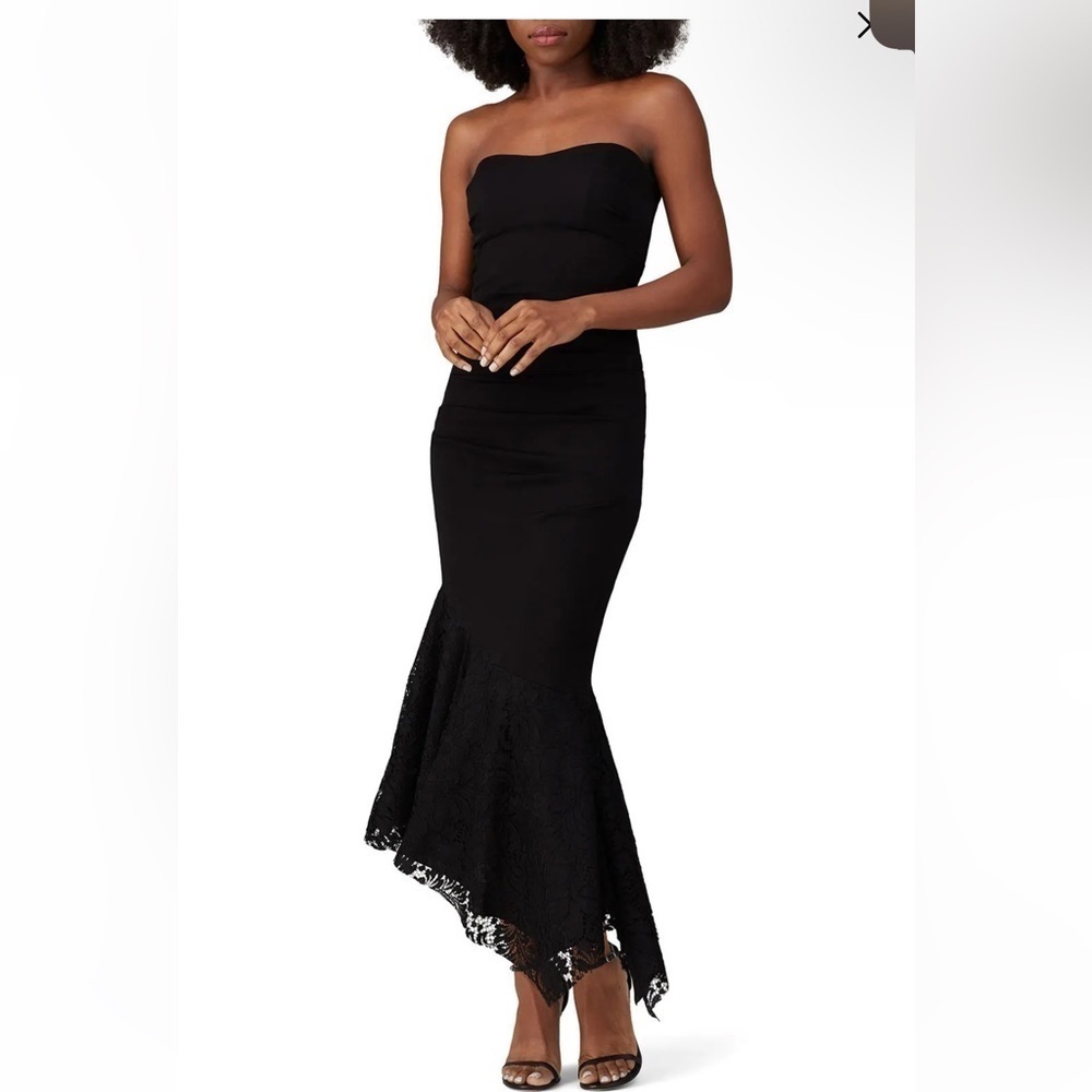 Nicole Miller Strapless Black Lace flounce Size 2